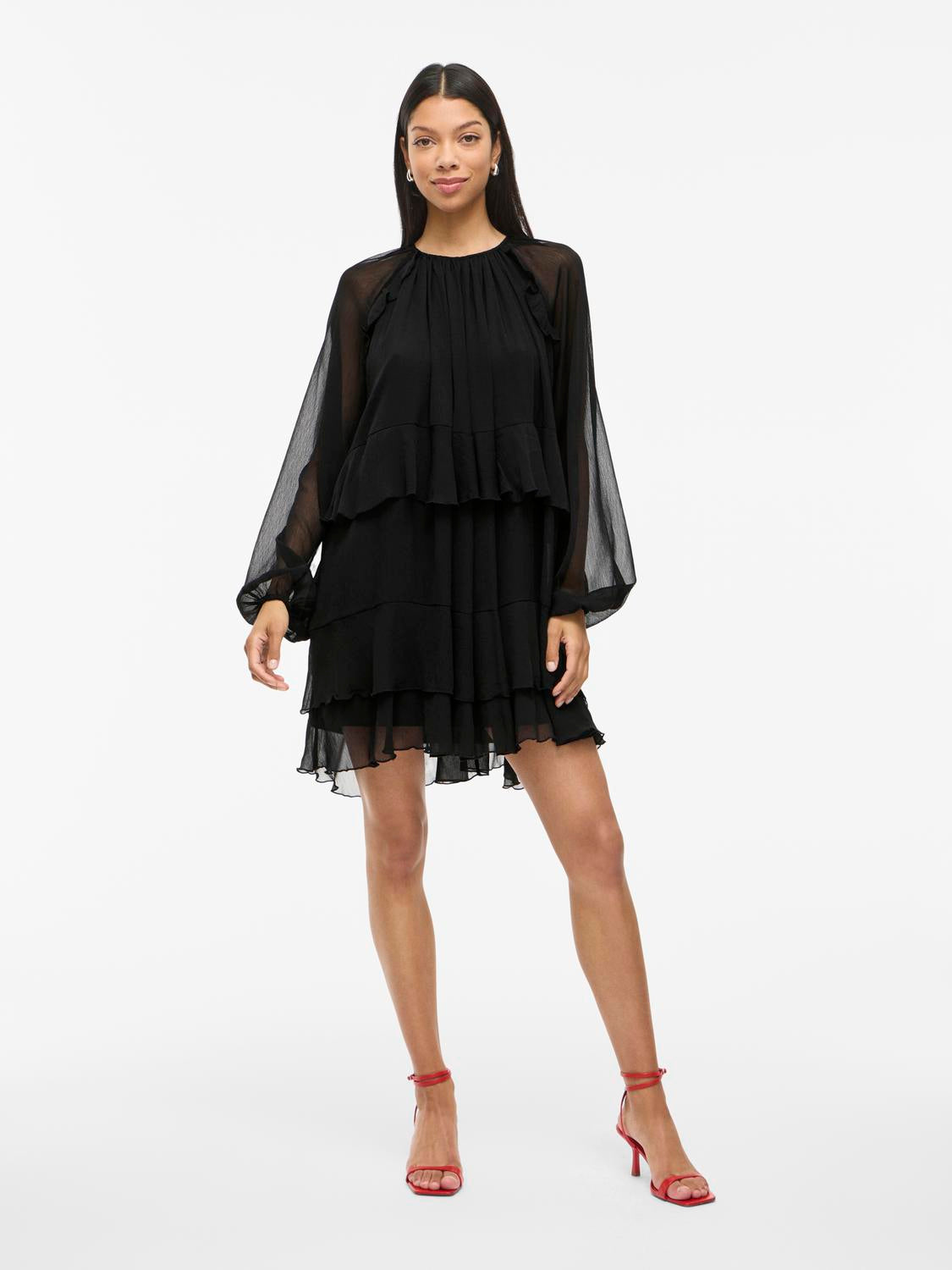 model_shot-front_full